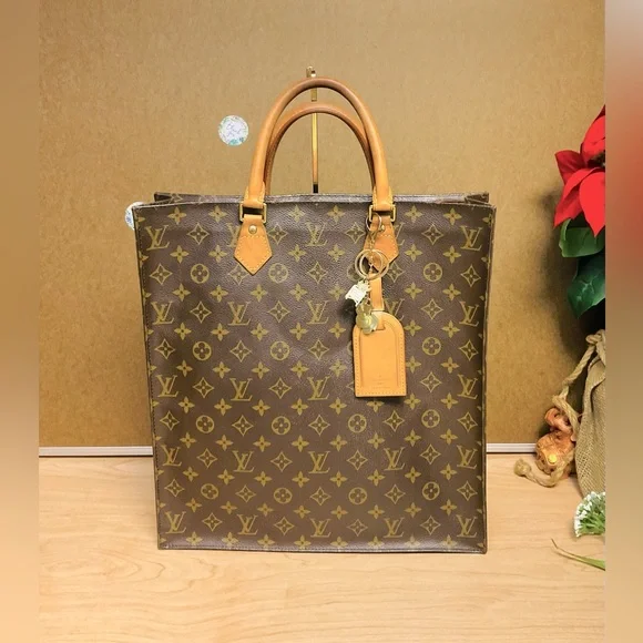 ✅AUTHENTIC LOUIS VUITTON MONOGRAM SHOPPER - Picture 6 of 16
